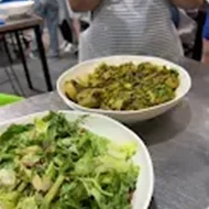 תמונה מהביקורת של Lee Ross